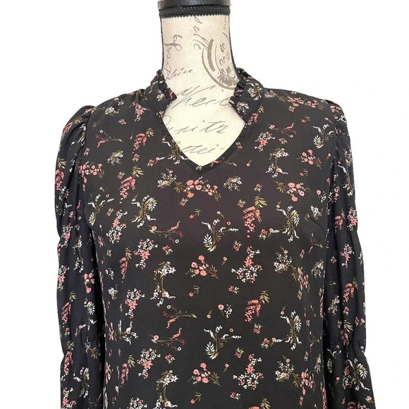 Love Story Floral Ruffle Neck Top whimsical gothic romantic Size Small - Picture 3 of 6
